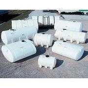 1025 Gallon HDPE Horizontal Leg Tank in White