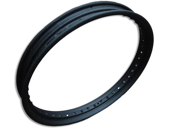 18 x 2.15 Black Rim – V-Twin Mfg.