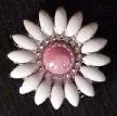 (67) 1 1/4″ Daisy White/Pink – 1996703