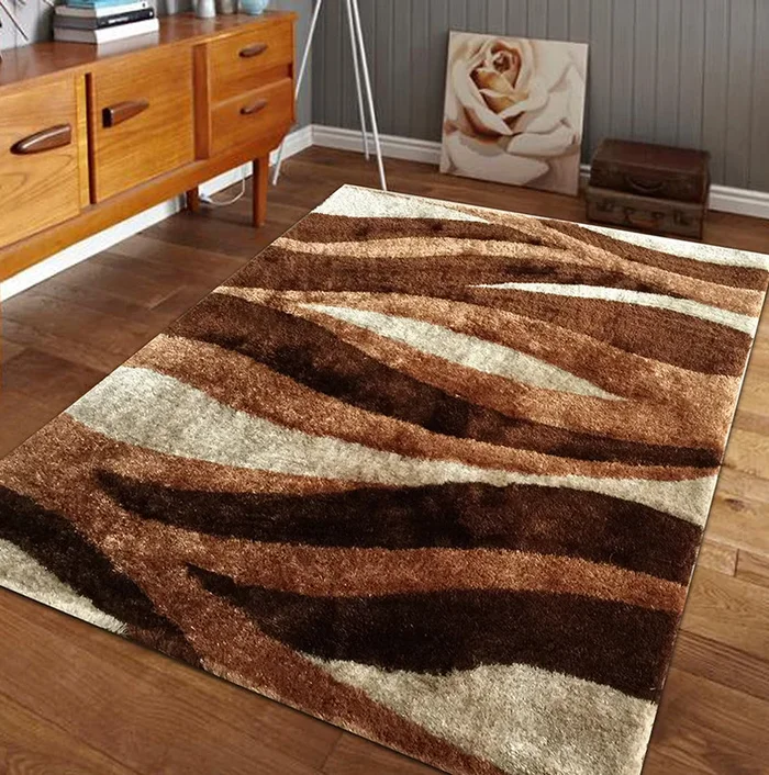 “Aria Collection” Soft Pile Hand Tufted Shag Area Rug Beige Polyester
