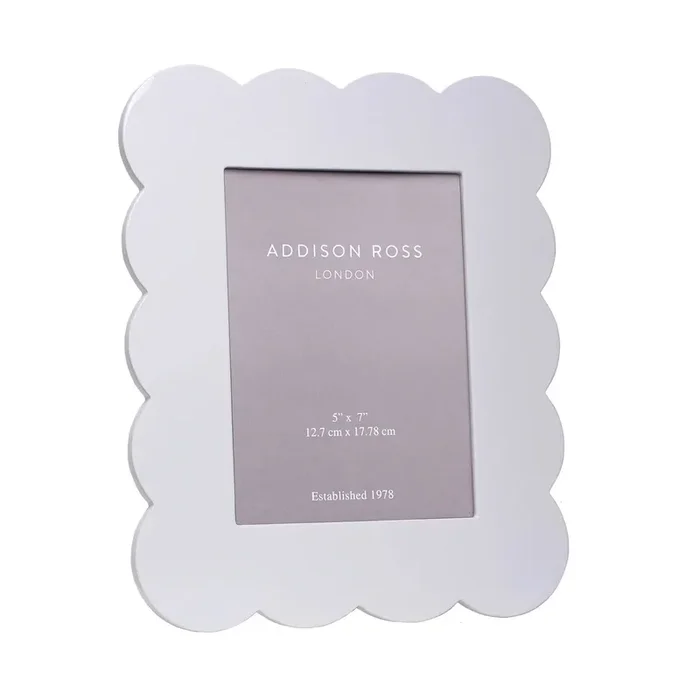 Addison Ross – Scalloped Lacquer Photo Frame