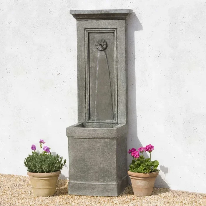 Auberge Fountain