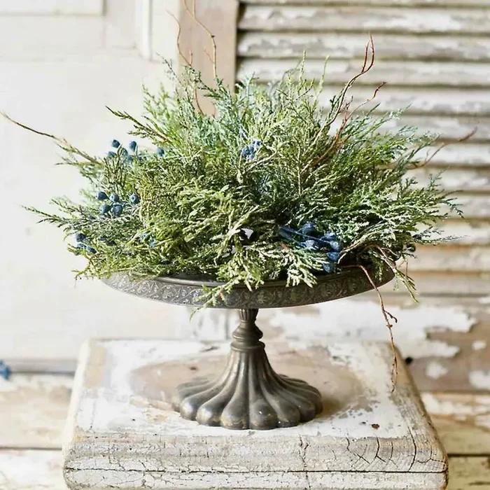 Bluestone Cedar Half Sphere Christmas Floral