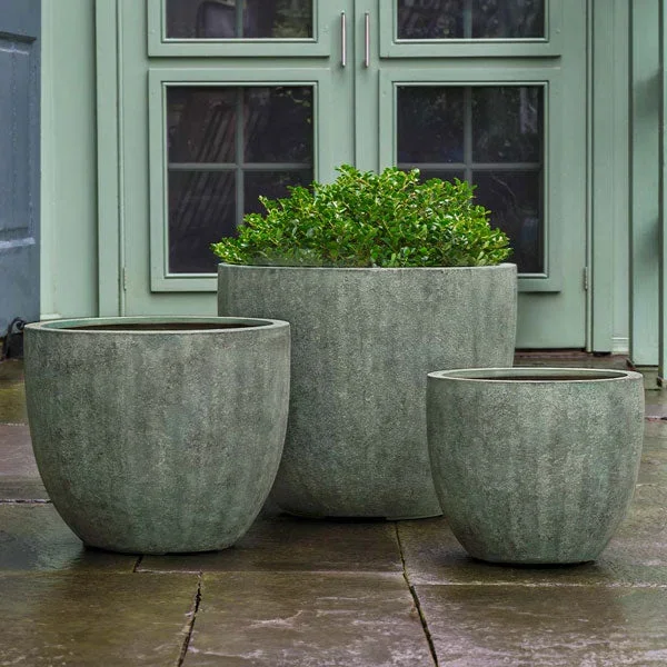 Bromley Planter, Small – Verdigris Lite Campania International