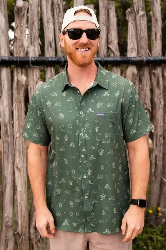 Burlebo – Men’s Out West Performance Button-Up Shirt