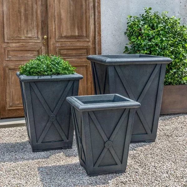 Campania Directoire Planters