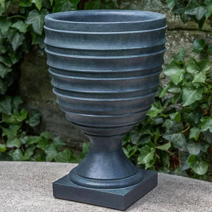 Campania International Glen Cove Urn