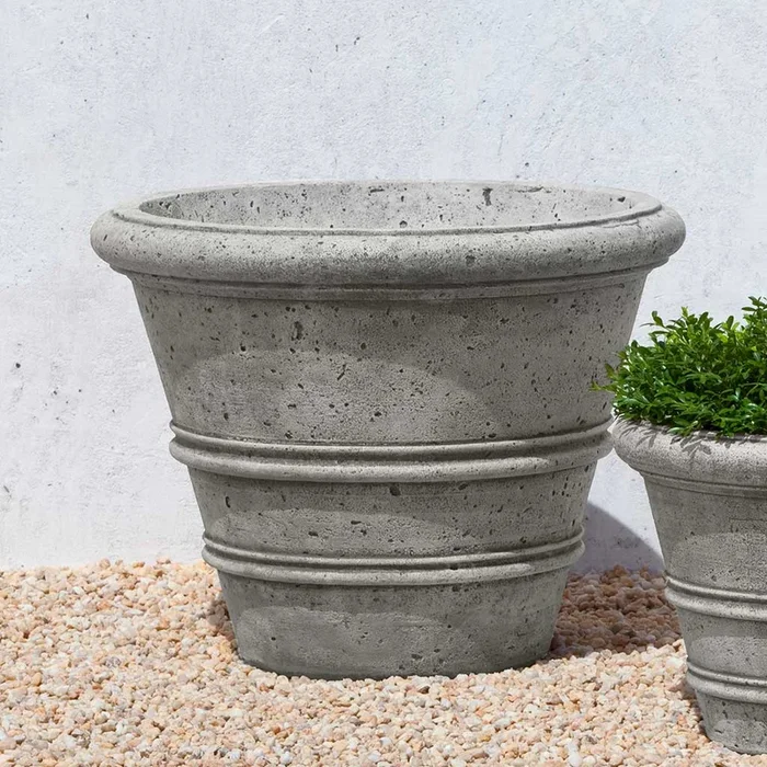 Campania Rustic Rolled Rim Small