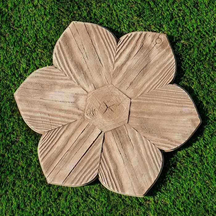 Campania Wood Flower Stepper