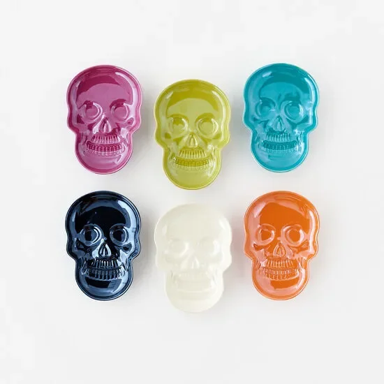 Ceramic 7″ Skull Plate