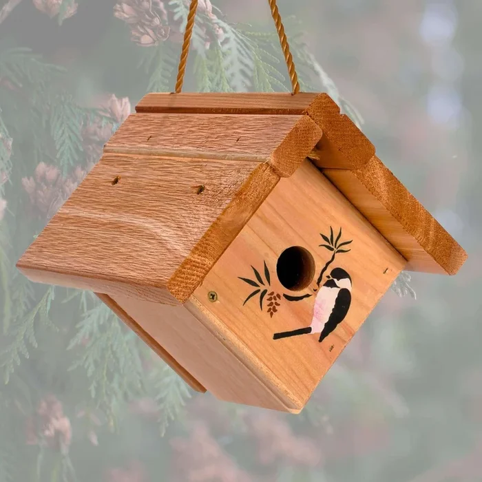 Chickadee Hanging Birdhouse – Cedar Wood | Winter Woodworks