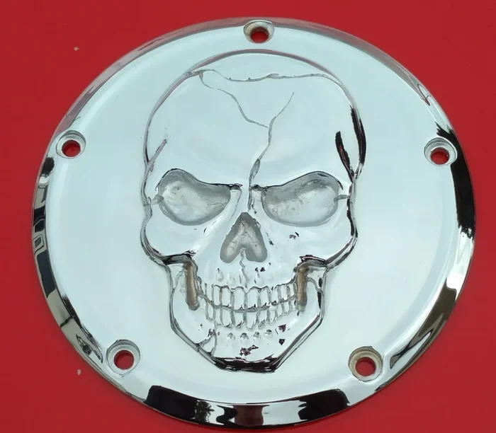 Chrome 3D skull derby Cover