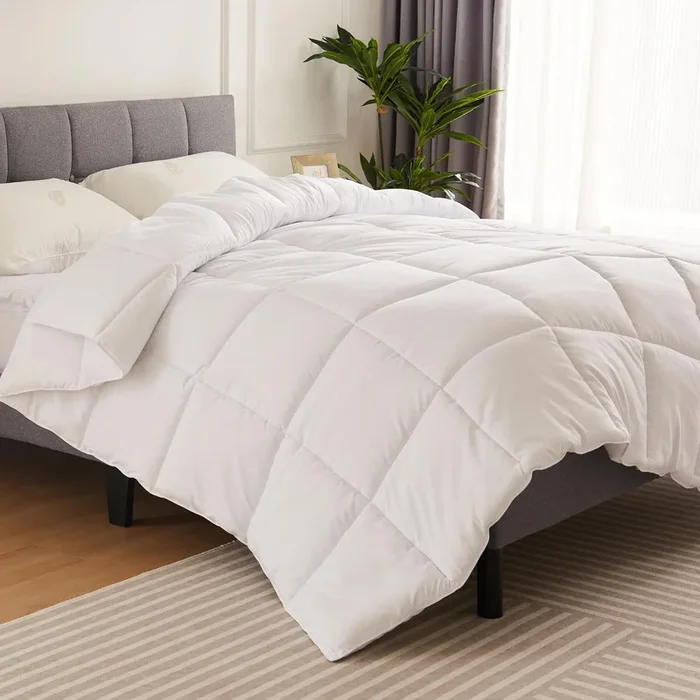 Comforter King Size, All Season Duvet Insert, Quilted Soft Down Alternative Bedding Comforter Reversible With Corner Tabs, Lightweight & Warm Microfiber, Machine Washable, 102″X90″ White White