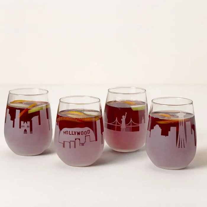 Etched Skyline Wine Glass