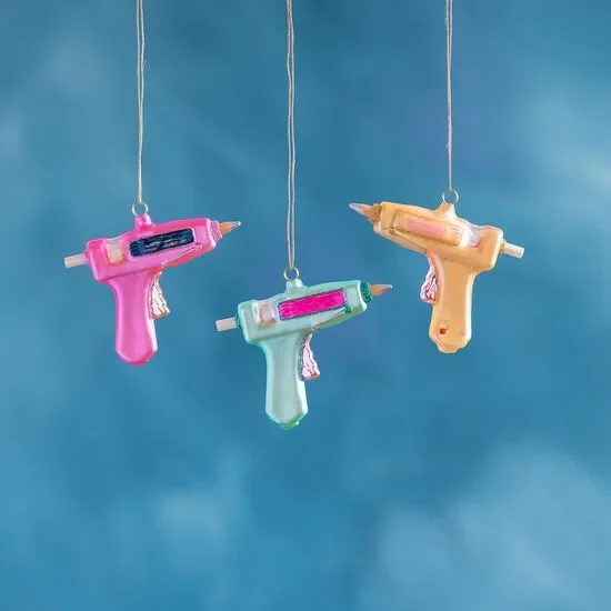 Glitterville – Hot Glue Gun Ornament