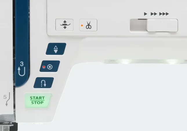 Janome Skyline S9