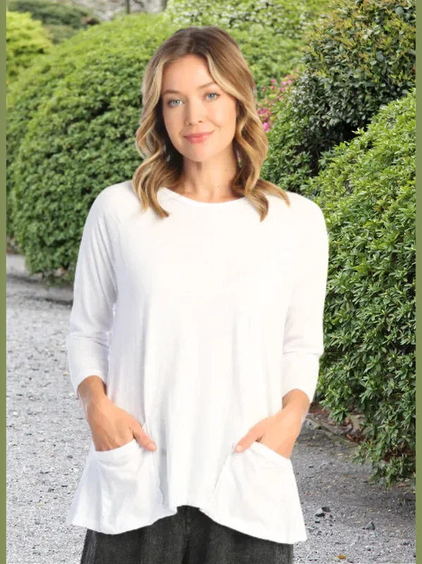 M12-WHT Tunic w/ 2 Pockets – White