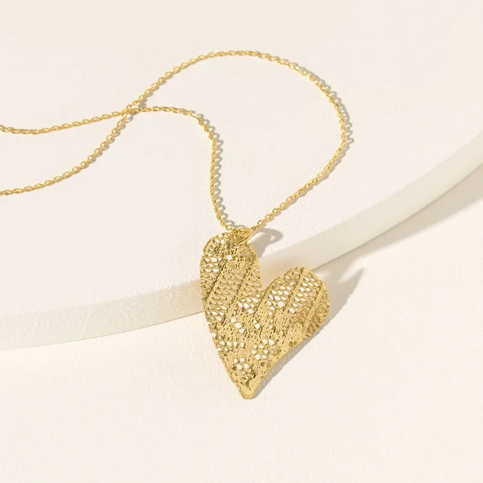 Precious Dipped Lace Heart Necklace