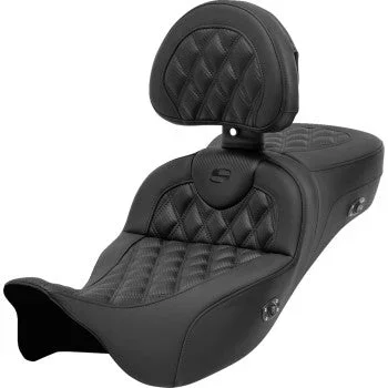 SADDLEMEN Roadsofa™ Extended Reach Seat – with Backrest – Lattice Stitch – Carbon Fiber – FL ’08-’23 808-07CF-184RHC