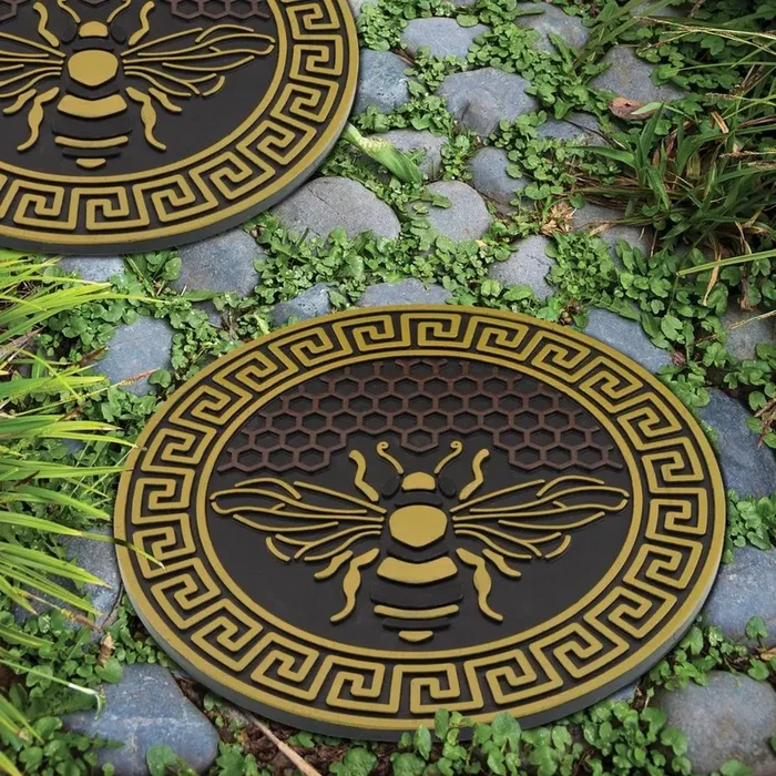 Stepping Stone – Honeycomb