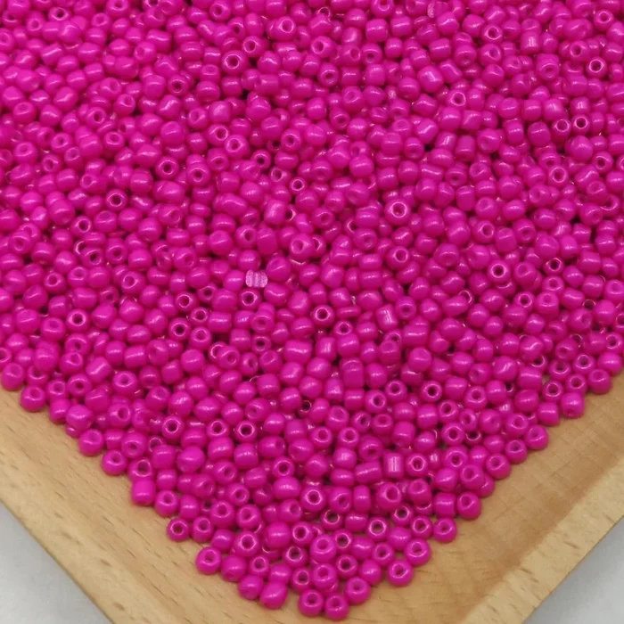 Taiwanese Size 6/0 E Bead – Fuchsia – Y20