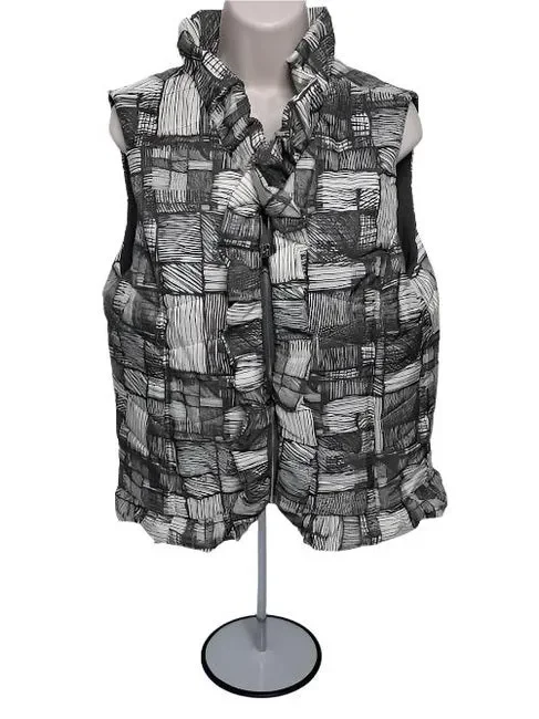 Vest-Grey/White-Zip Front Ruffle Trim Quilted-Women’s-M43109vm