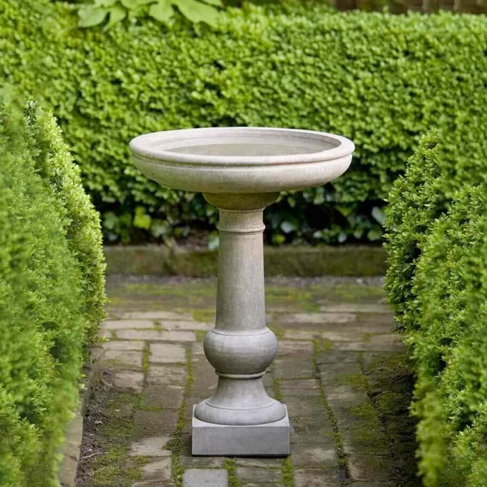 Williamsburg Tea Table Concrete Bird Bath – Campania #B120